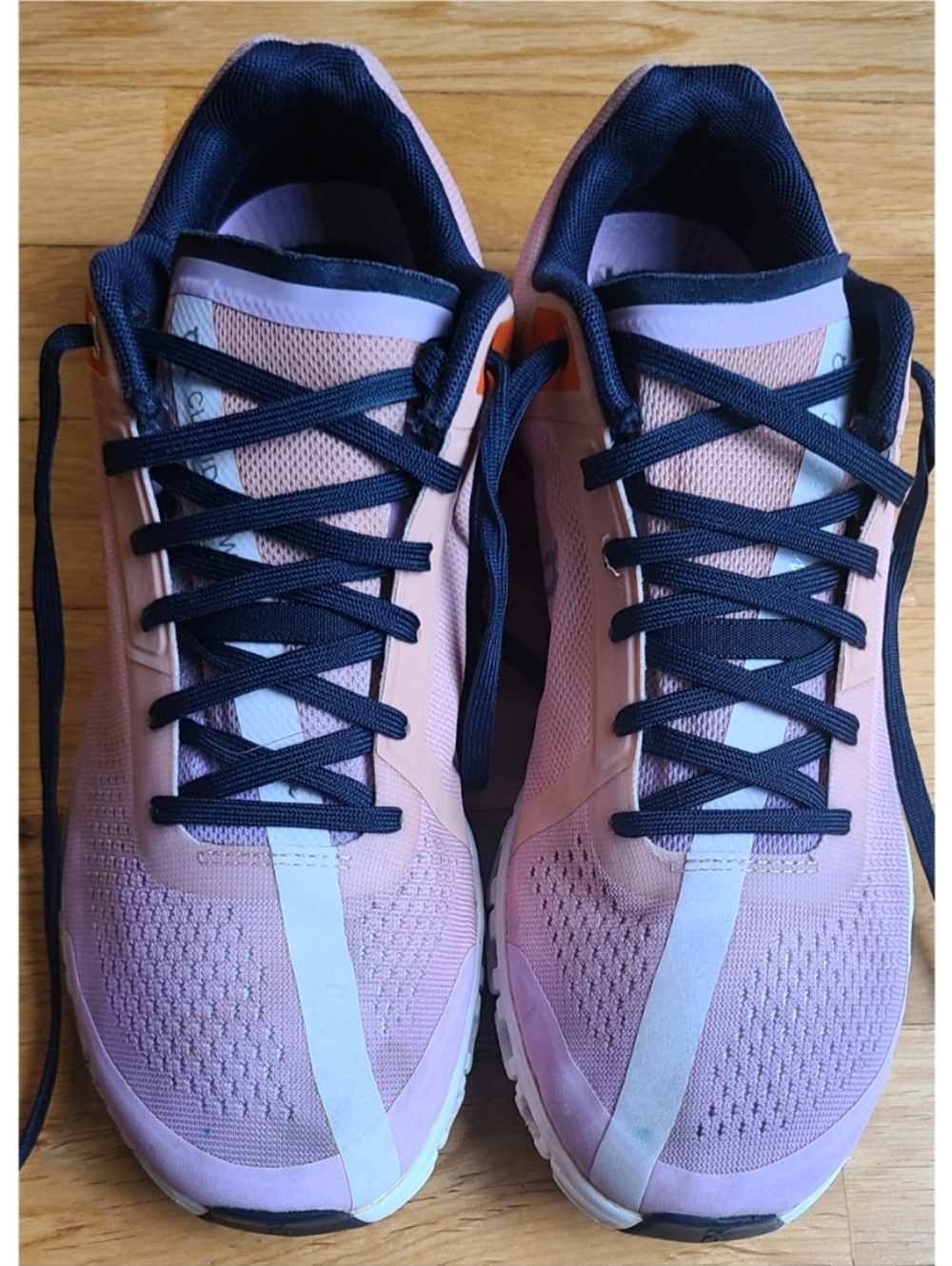 On Running Cloudflow 3 Sz 8 Travel Athleisure Dopamine Dressing Normcore - Picture 15 of 16